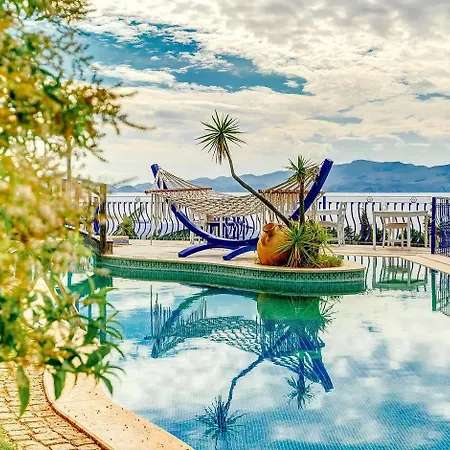 Asina Hotel